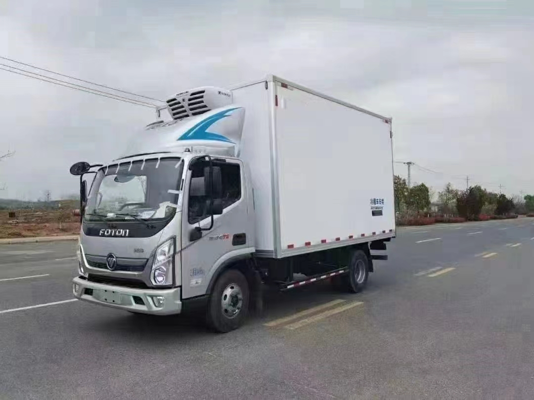 福田奧鈴速運(yùn)4.2米冷藏車
